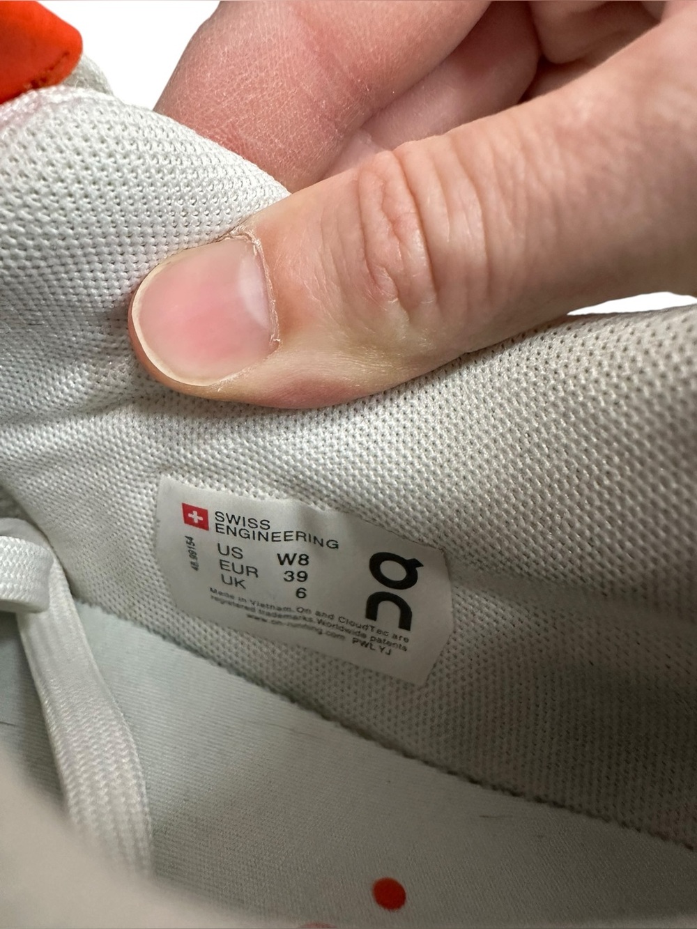 ON RUNNING Roger Centre Court Sneakers - Picture 7 of 7